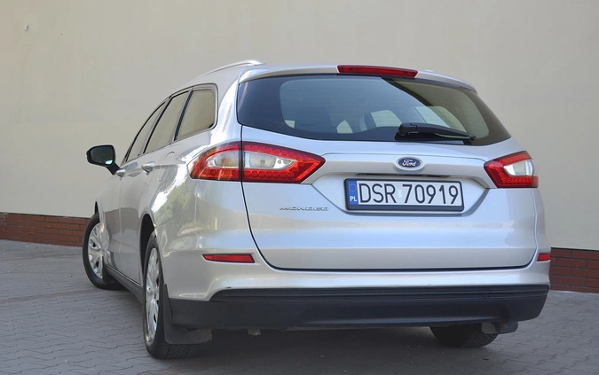 Ford Mondeo cena 39900 przebieg: 276800, rok produkcji 2015 z Szydłowiec małe 277